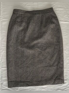 Black & White Houndstooth Pencil Skirt